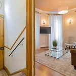 Canto Do Atlantico - Centre With Air Conditioning, Private Garage And Outdoor Patio *