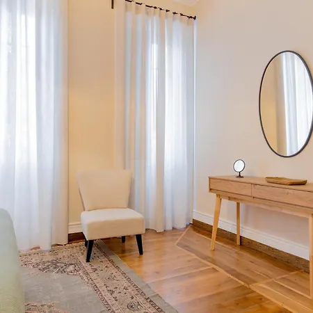 Canto Do Atlantico - Centre With Air Conditioning, Private Garage And Outdoor Patio Holiday home *