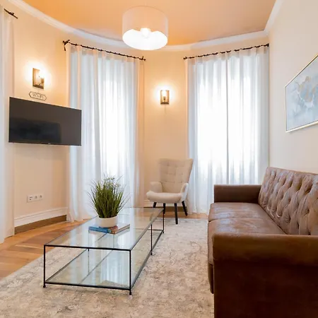 Canto Do Atlantico - Centre With Air Conditioning, Private Garage And Outdoor Patio
