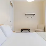 Дом отдыха Canto Do Atlantico - Centre With Air Conditioning, Private Garage And Outdoor Patio Понта-Делгада