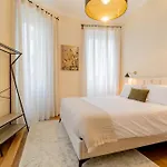Дом отдыха Canto Do Atlantico - Centre With Air Conditioning, Private Garage And Outdoor Patio Понта-Делгада