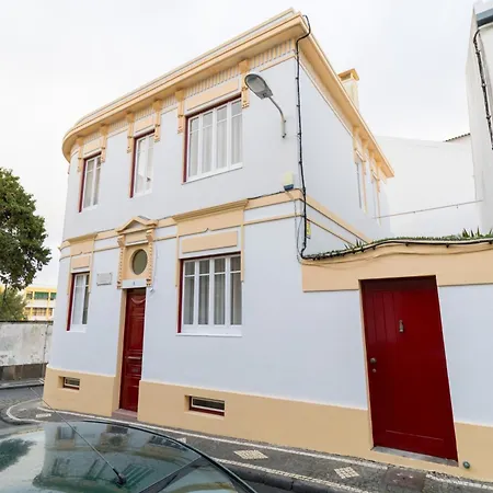 בית נופש Canto Do Atlantico - Centre With Air Conditioning, Private Garage And Outdoor Patio Ponta Delgada