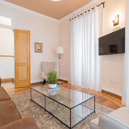 Prázdninový dům Canto Do Atlantico - Centre With Air Conditioning, Private Garage And Outdoor Patio *