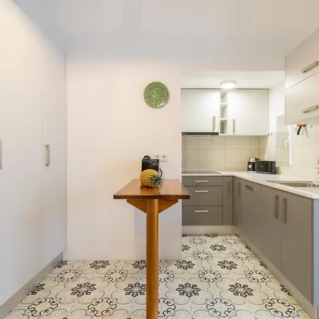 Canto Do Atlantico - Centre With Air Conditioning, Private Garage And Outdoor Patio