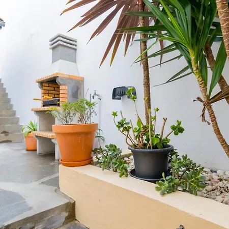 בית נופש Canto Do Atlantico - Centre With Air Conditioning, Private Garage And Outdoor Patio Ponta Delgada